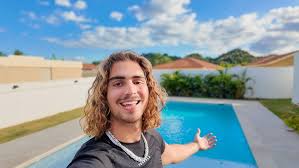 tjr - Kick Stats, Analytics and Network Review